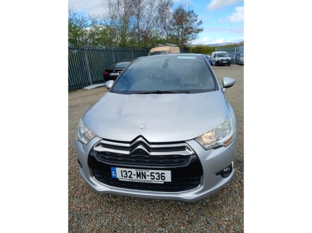 2013 Citroen DS4 - view 3