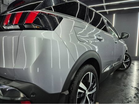 2020 Peugeot 3008 - thumbnail 11