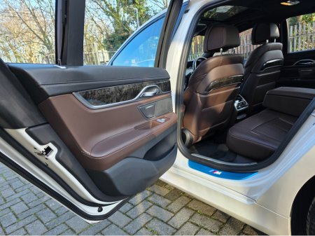 2017 BMW 7 Series - thumbnail 35