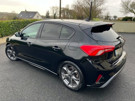 2022 Ford Focus 1.0T EcoBoost Hybrid 125PS ST-Line €22,950 thumbnail