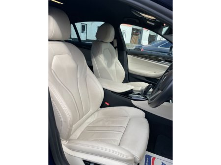 2020 BMW 5 Series - thumbnail 10