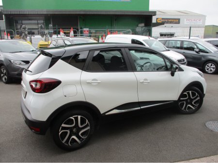 2021 Renault Captur ICONIC TCE 90 MY19 EVAP €17,950