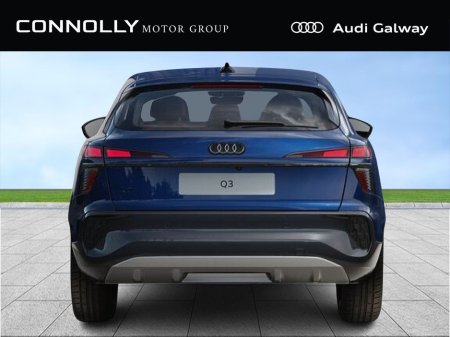 2026 Audi Q3 SPORSTBACK SE TDI A/T €62,295 thumbnail