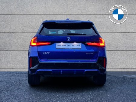 2025 BMW iX1 eDrive20 M Sport €53,950 thumbnail