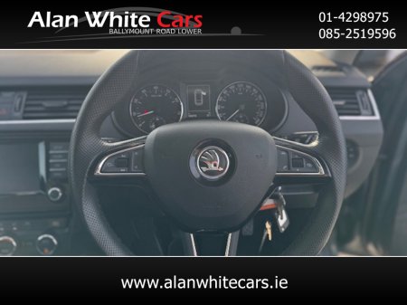 2016 Skoda Octavia - thumbnail 17