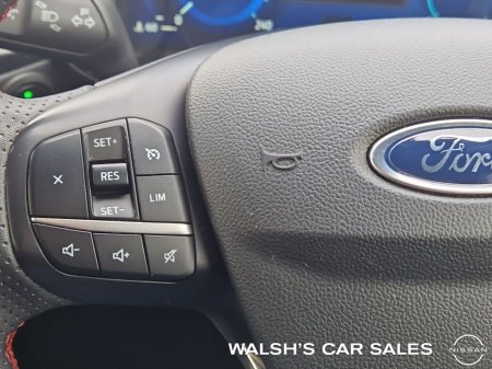 2023 Ford Kuga St-line X 5D 1.5TD 120 S6.2 M6 €29,900 thumbnail