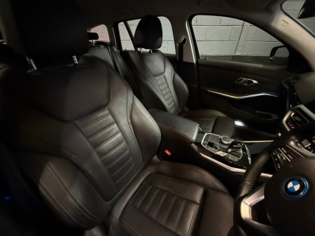 2022 BMW 3 Series - thumbnail 6