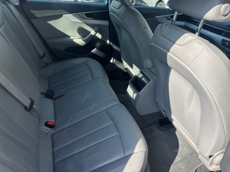 2017 Audi A4 - thumbnail 14