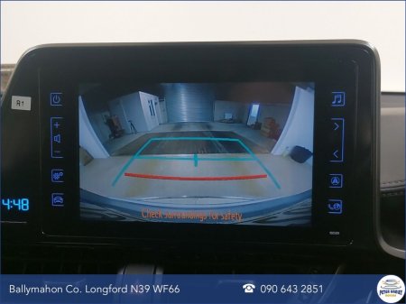 2019 Toyota C-HR 1.8 HYBRID LUNA €19,450 thumbnail