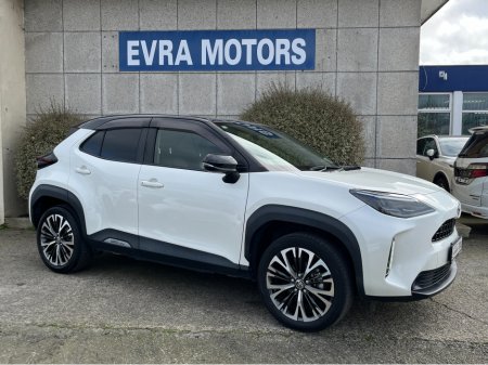 2021 Toyota Yaris Cross - thumbnail 3