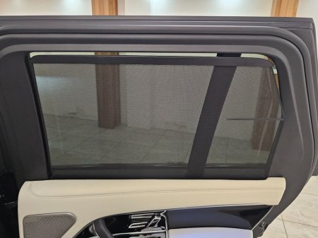 2025 Land Rover Range Rover - thumbnail 23