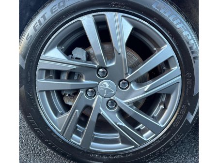 2022 Peugeot 208 1.2 ACTIVE 100 BHP AUTO €16,950 thumbnail