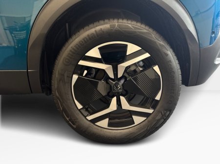 2026 Peugeot 2008 - thumbnail 5