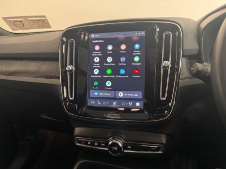 2023 Volvo XC40 - thumbnail 16