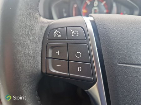 2018 Volvo S60 - thumbnail 15