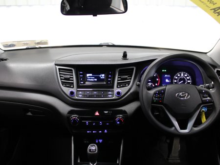 2017 Hyundai Tucson - thumbnail 15