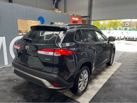 2024 Toyota Corolla Cross - thumbnail 2