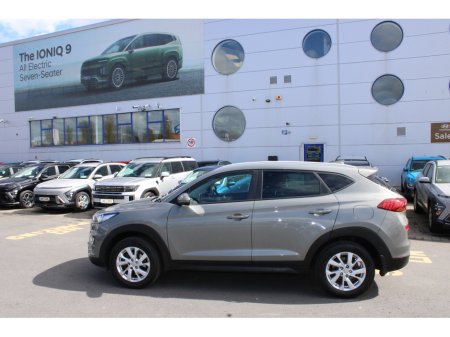 2019 Hyundai Tucson - thumbnail 2