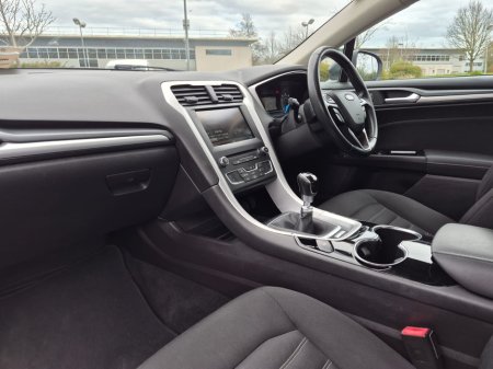 2015 Ford Mondeo - thumbnail 15