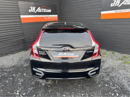 2016 Honda Fit 1.5 HYBRID AUTO €9,995 thumbnail