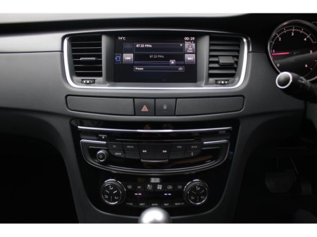 2016 Peugeot 508 - thumbnail 13