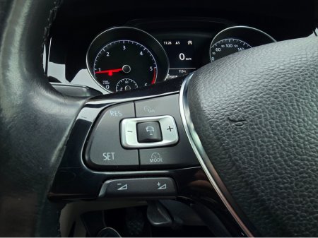 2016 Volkswagen Golf - thumbnail 21