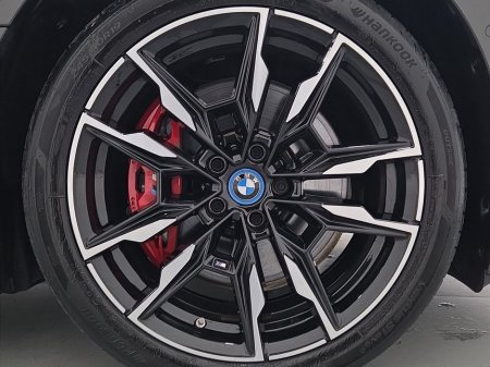 2023 BMW i4 - thumbnail 14