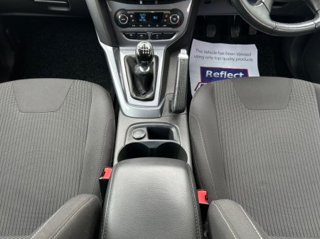 2014 Ford Focus - thumbnail 14