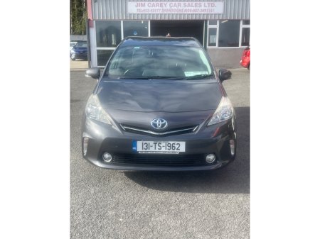 2013 Toyota Prius - thumbnail 2