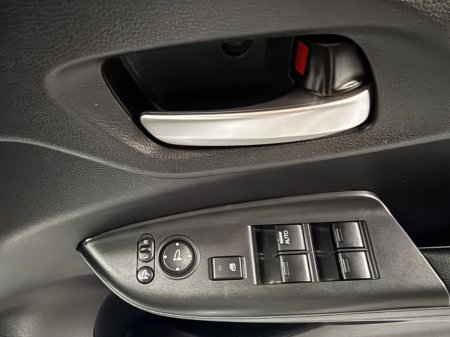 2017 Honda Fit  €11,590 thumbnail