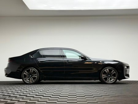 2024 BMW 7 Series 750E M SPORT XDRIVE SAPPHIRE BLACK €94,990 thumbnail
