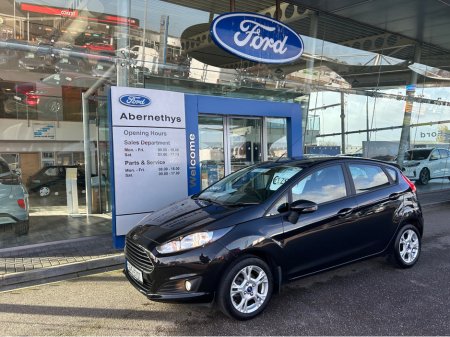 2015 Ford Fiesta - thumbnail 9