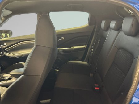 2024 Nissan Juke - thumbnail 4