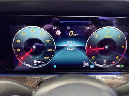 2021 Mercedes-Benz E Class E 220 D A/T Avantgarde €36,900 thumbnail