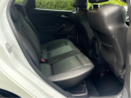 2015 Ford Focus 2.0 TDCI ST-3 185BHP 5DR €11,950 thumbnail