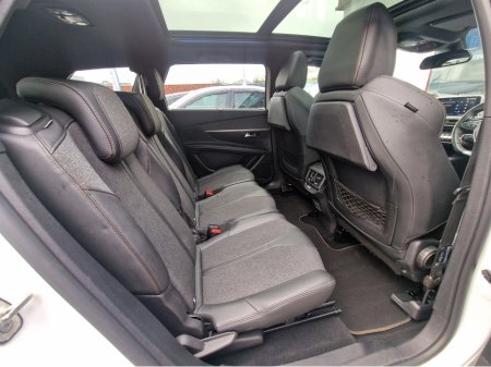 2019 Peugeot 5008 - thumbnail 32