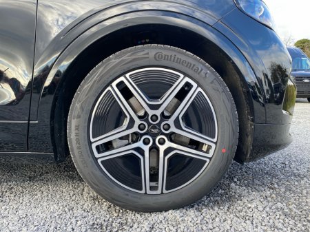 2026 Ford Capri Premium Extended Range €52,500 thumbnail