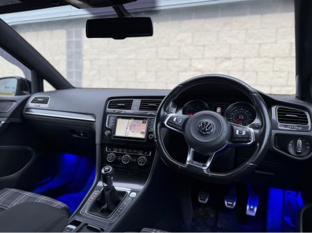 2015 Volkswagen Golf - thumbnail 13