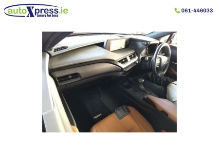 2021 Lexus UX 250 H 2.0 Hybrid VERSION C Leather Pack €29,995 thumbnail