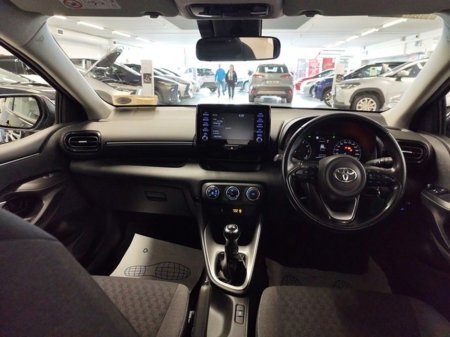 2021 Toyota Yaris 1.0 LUNA thumbnail