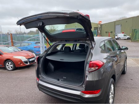 2017 Hyundai Tucson - thumbnail 8