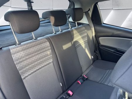 2016 Toyota Yaris 1.0 Luna 4DR €8,995 thumbnail