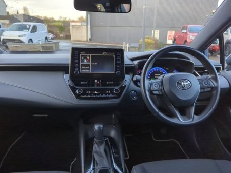 2022 Toyota Corolla FRESH SELECTION OF TRADE-INS COROLLA HYBRID LUNA H/B 4DR AUTO €29,500 thumbnail