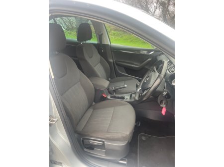 2019 Skoda Octavia STYLE 1.6 TDI 115HP 4DR €17,950 thumbnail