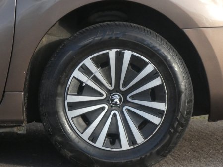 2012 Peugeot Partner TEPEE 1.6 HDI S 92BHP 5 5SEATS 5DR 92 SEATS €6,950 thumbnail