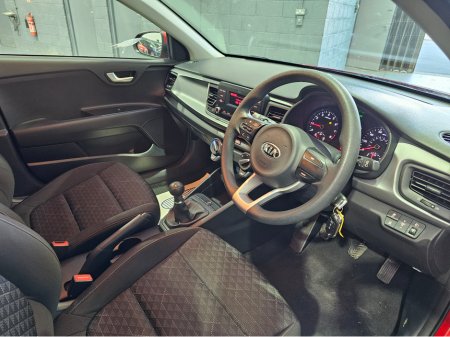 2019 Kia Rio - thumbnail 10