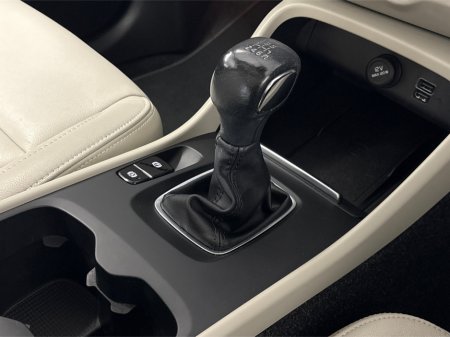 2020 Volvo XC40 - thumbnail 16