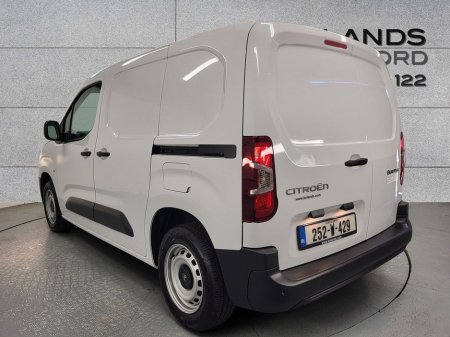 2025 Citroen Berlingo MWB LX Plus From €88 Per Week €19,900