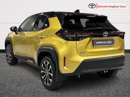 2023 Toyota Yaris Cross LUNA SPORT BI-TONE HYBRID AUTO €28,950 thumbnail