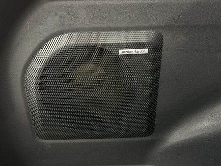 2024 Subaru Solterra - thumbnail 23